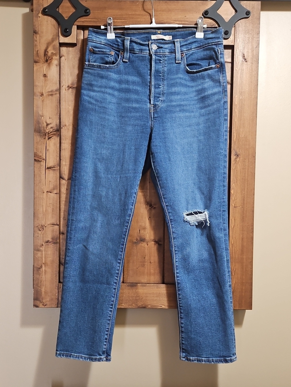 Levi's Wedgie Straight Distressed Jeans W31 In Medium Blue